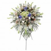 Lágrima c/ Trípode con Gladiolo, Hortensia, Iris Azul y Flores Varias