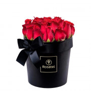 Sombrerera Negra Grande con 20 Rosas Rojas