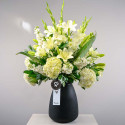 Arreglo Black Liliums y Flores Rosatel