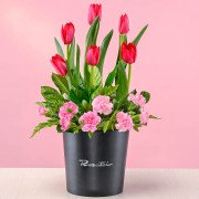 Sombrerera con Tulipanes y Flores