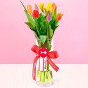 Florerías online arreglo con tulipanes de colores Rosatel