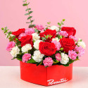 Arreglo floral corazón rosas y flores a domicilio Rosatel