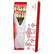 Caja Blanca con 24 Rosas Rosadas y Cremas