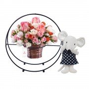 Canasta detalle aro con rosas y Ratona con Vestido
