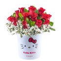 Sombrerera Lazos Hello Kitty con 15 Rosas Rojas Rosatel