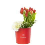 Sombrerera Roja Grande con 12 Tulipanes Hortensia y Flores