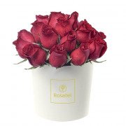 Sombrerera Crema Mediana con 21 Rosas