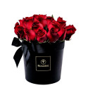 Sombrerera Negra Grande con 24 Rosas Rojas Rosatel