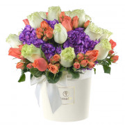 Sombrerera Crema Grande con 25 Rosas, Mini Rosas y Hortensias