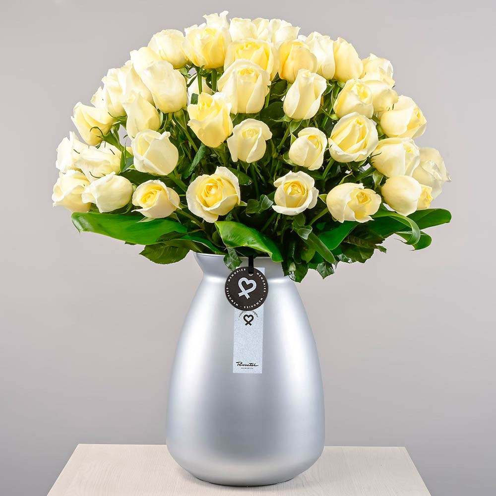 Arreglo Silver Rosas Cremas Rosatel