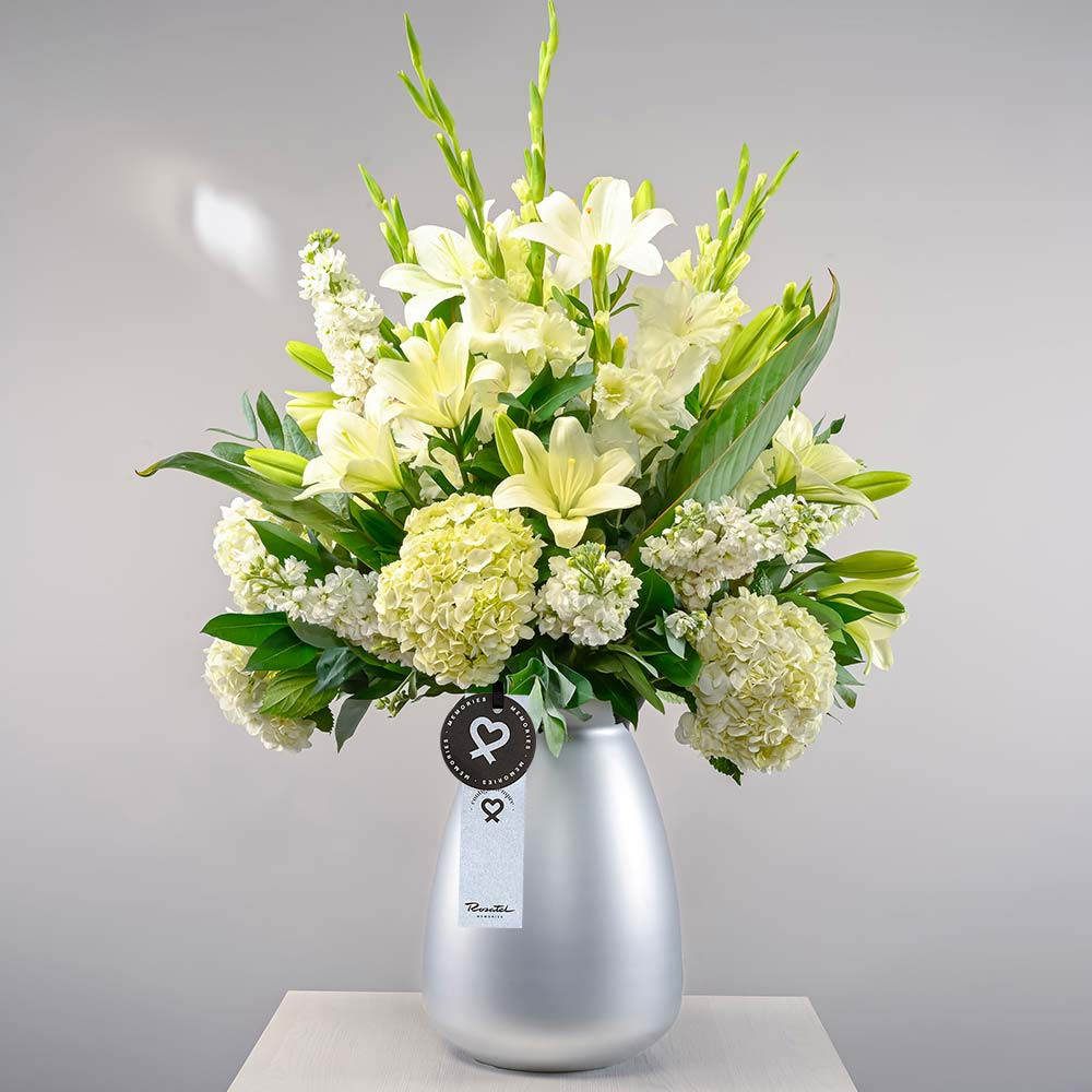 Arreglo Silver Liliums y Flores Rosatel