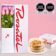 Caja Rosas Rosadas y Mini Torta Zanahoria