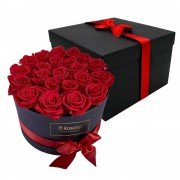 Sombrerera Negra con 23 Rosas Preservadas