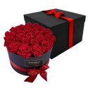 Sombrerera Negra con 24 Rosas Rojas Preservadas