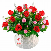 Arreglo Rosas Rojas y Flores
