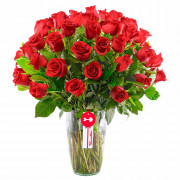 Arreglo con 50 Rosas de Amor