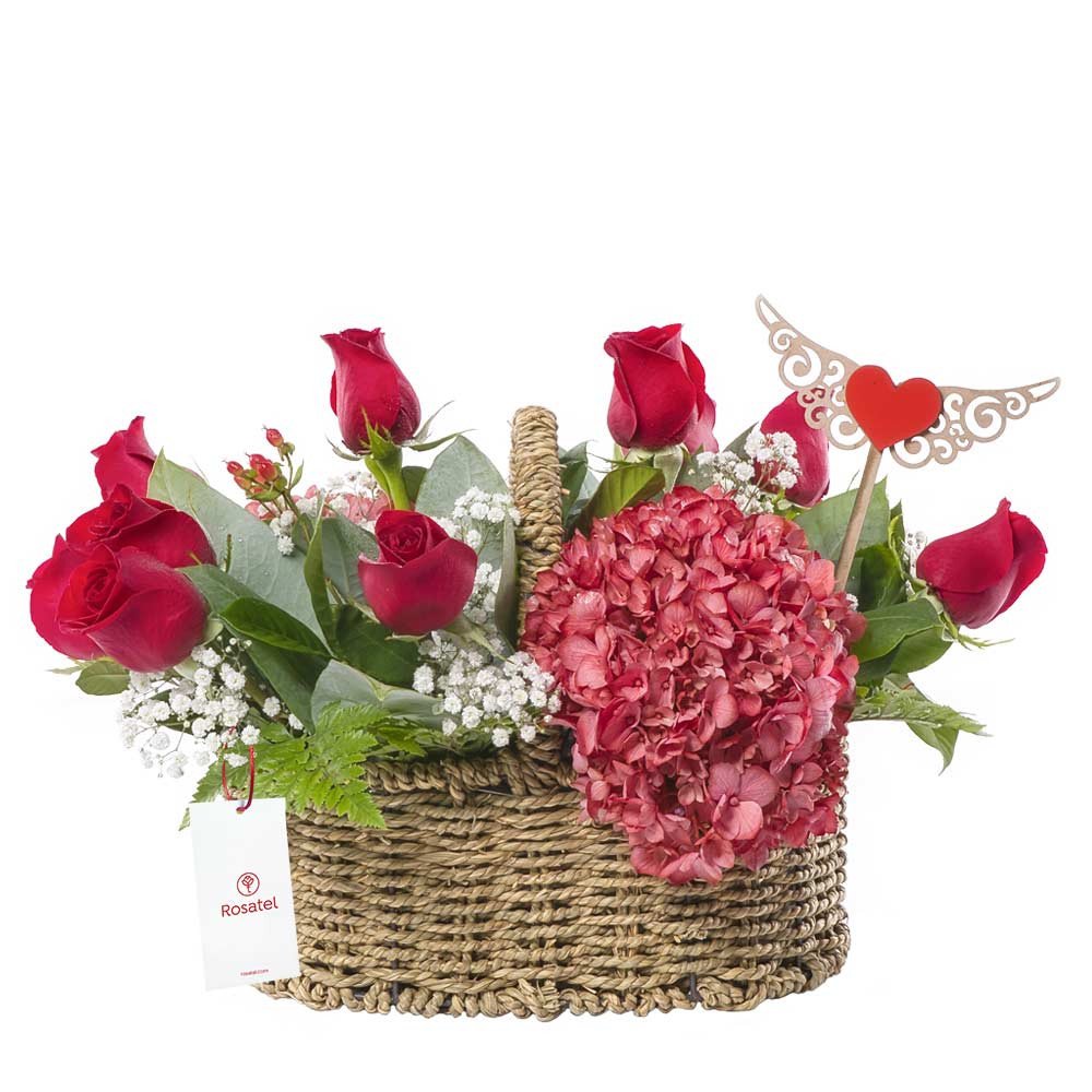Canasta con 12 Rosas Rojas y Flores Rosatel