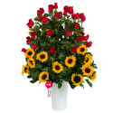 Arreglo Armonía Floral 60 Rosas Rojas y Girasoles Rosatel